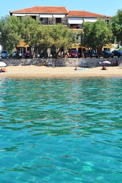 Hotel Korakakis Beach Finikounta Exteriör bild