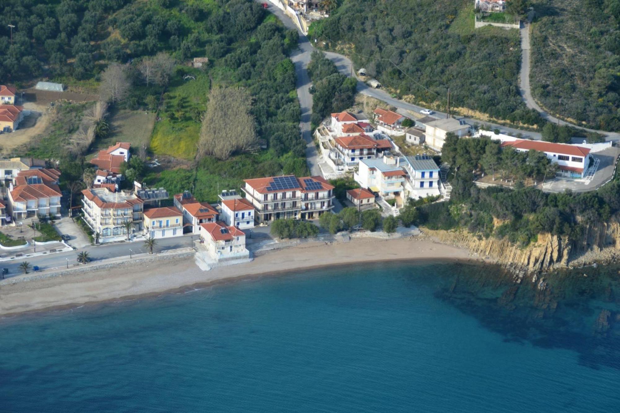 Hotel Korakakis Beach Finikounta Exteriör bild